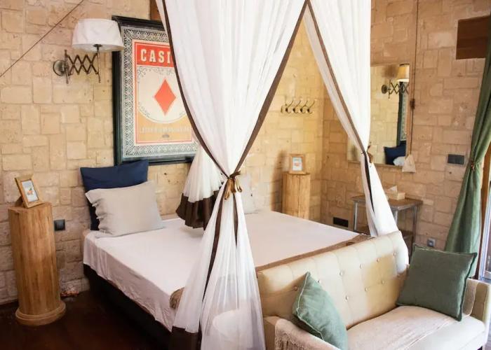 Demeure Des Huiles Précieuses