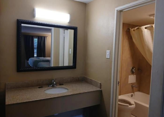 OYO Hotel Tallahassee Downtown