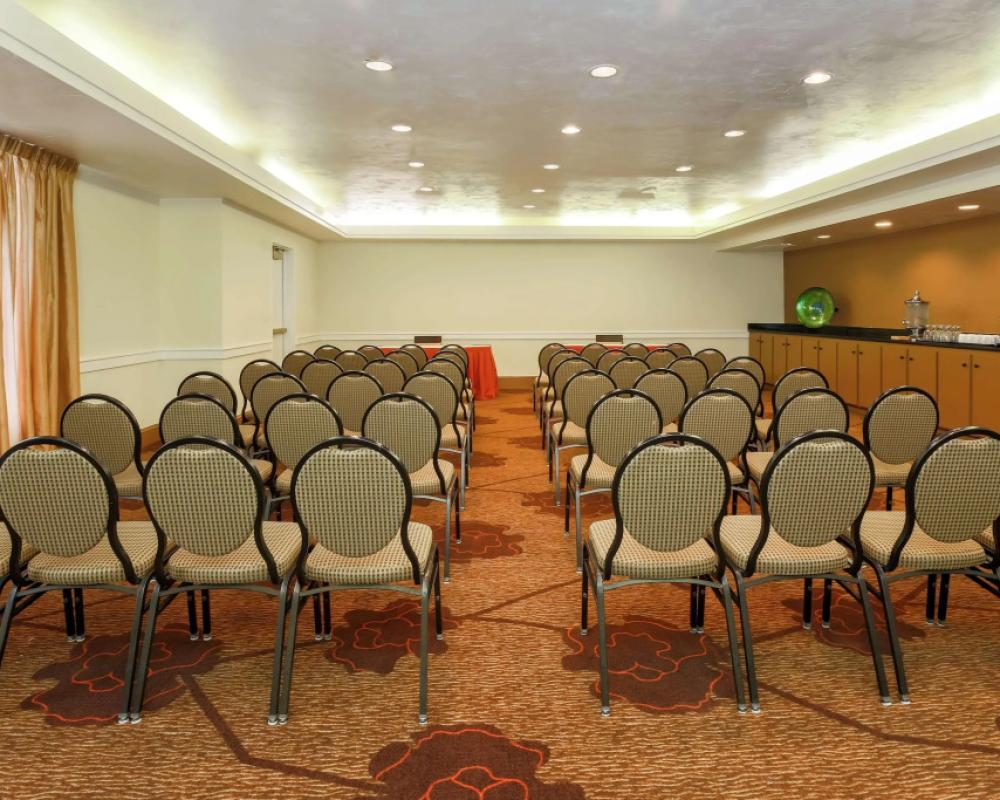 фото Hilton Garden Inn Tallahassee