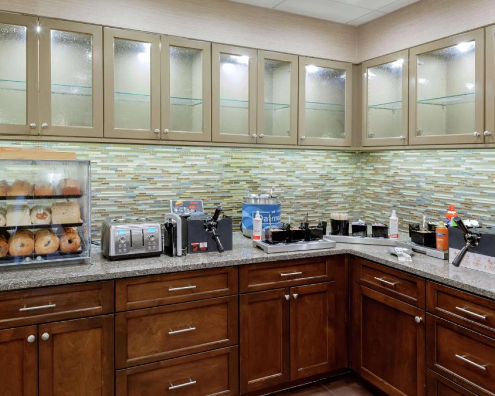 фото Homewood Suites by Hilton Tallahassee