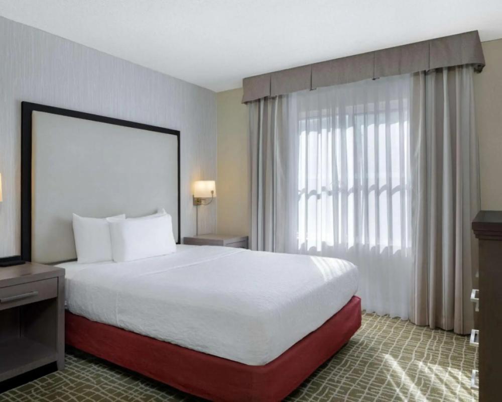 фото Homewood Suites by Hilton Tallahassee