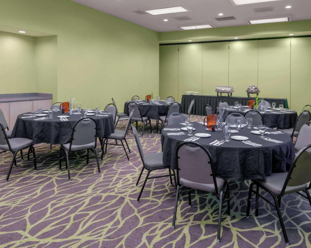 фото Homewood Suites by Hilton Tallahassee