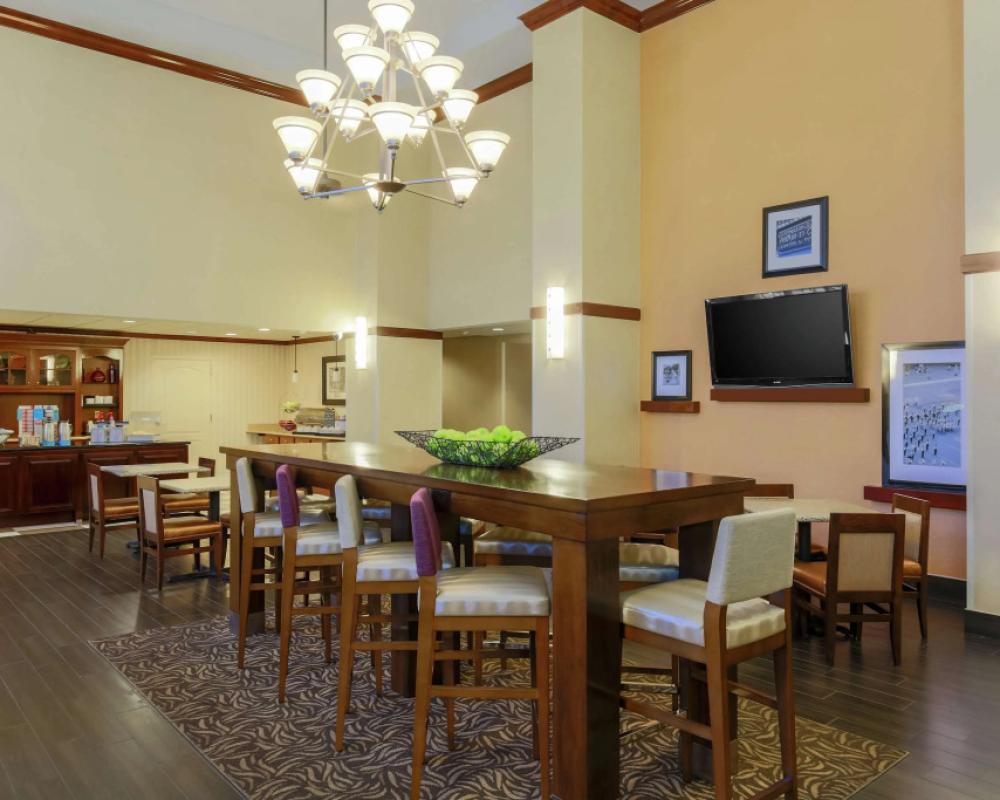 фото Hampton Inn & Suites Tallahassee I-10/Thomasville Road, FL