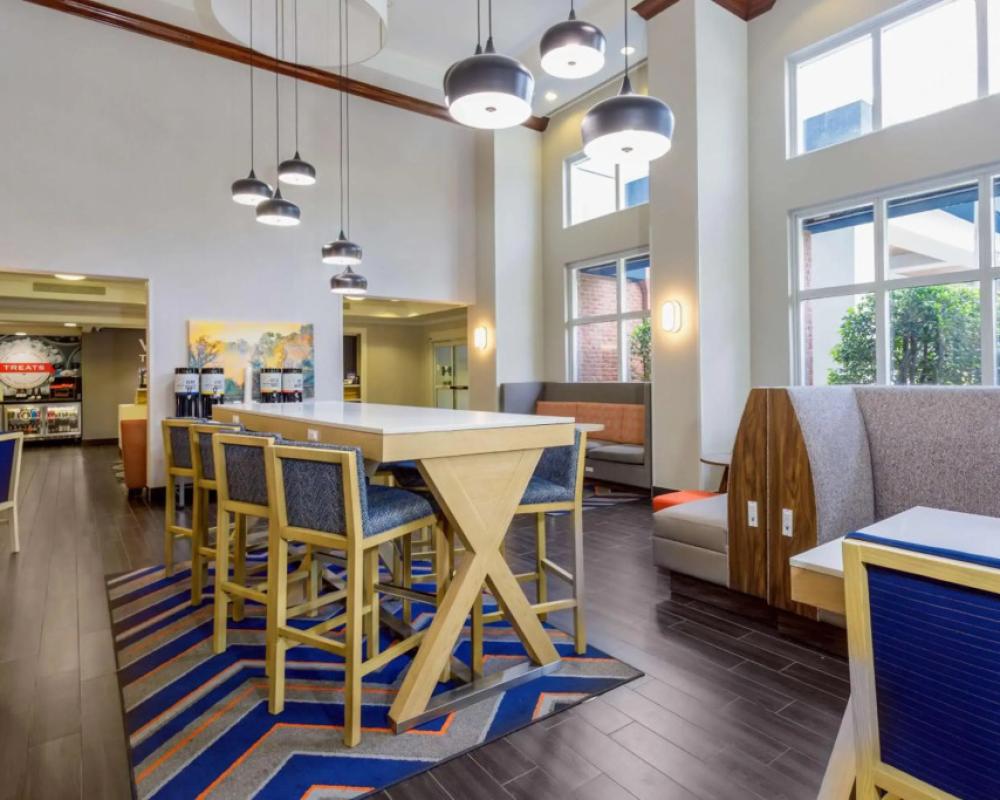 фото Hampton Inn & Suites Tallahassee I-10/Thomasville Road, FL