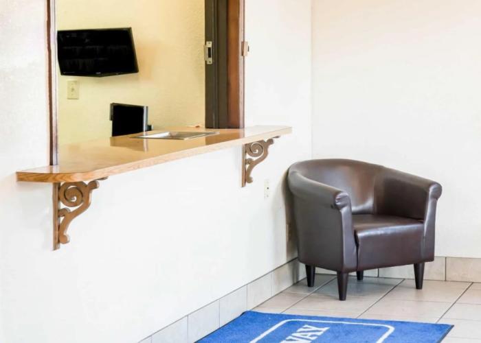 Clarion Pointe Tallahassee-State Capitol