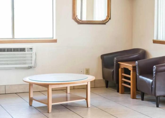 Clarion Pointe Tallahassee-State Capitol