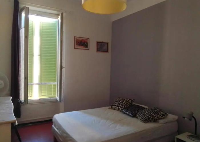 Typical Toulon apartment 50M beaches
