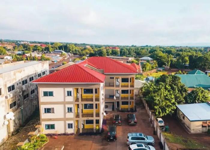 Daa Dingbe Suites