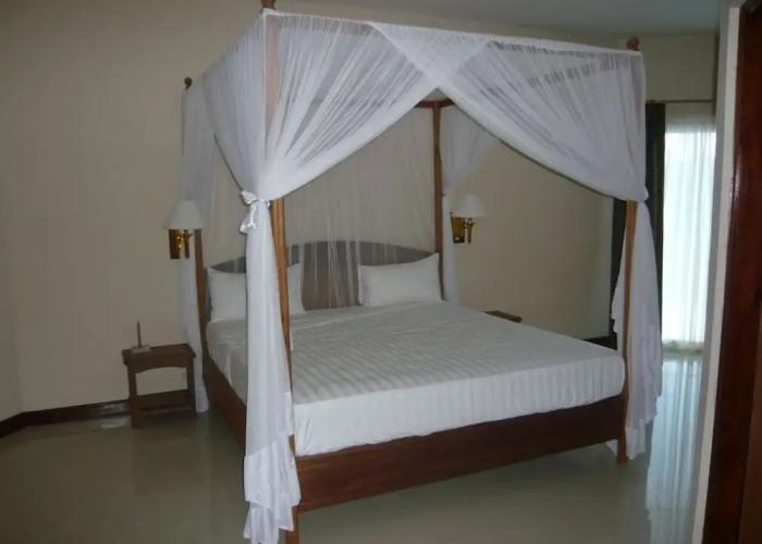 Sunny Golf Hotel