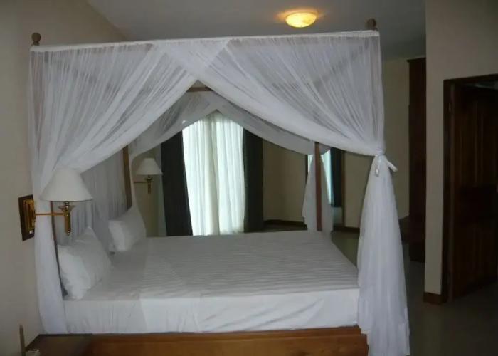 Sunny Golf Hotel