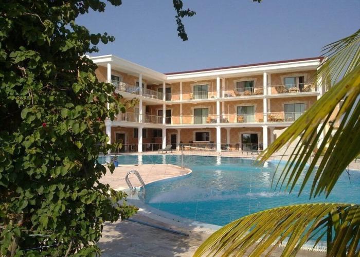 Sunny Golf Hotel