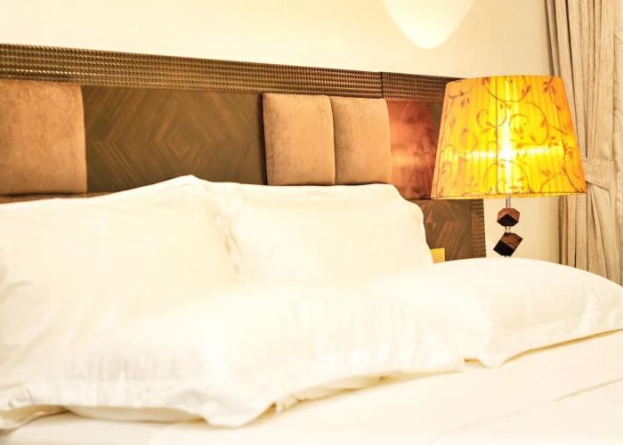 The Streamliner Hotel Apartment