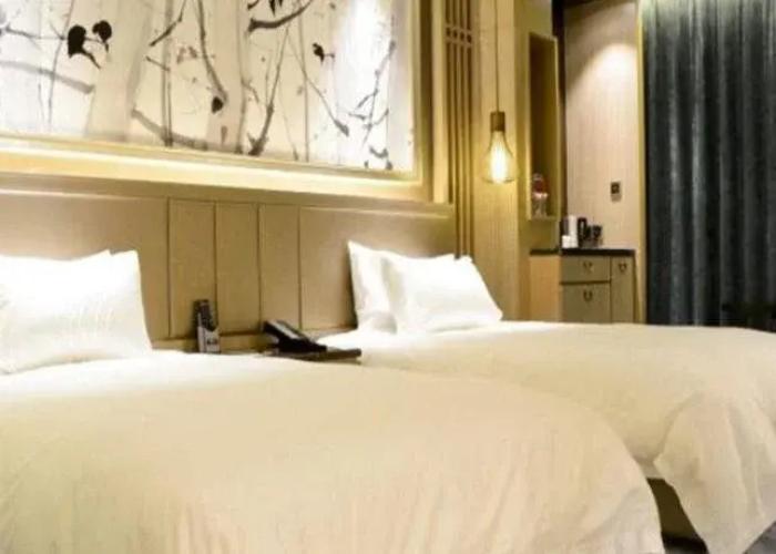 Enjoy Hotel
