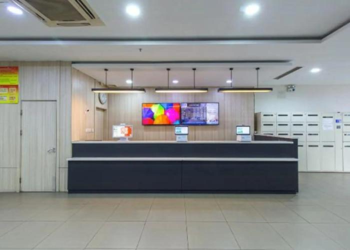 Home Inn JiNan Railway Station Square