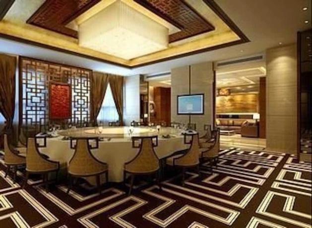 Jinan Junyue Shiyuan Hotel