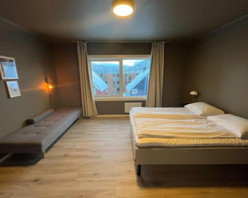 фото Enter Backpack Hotel