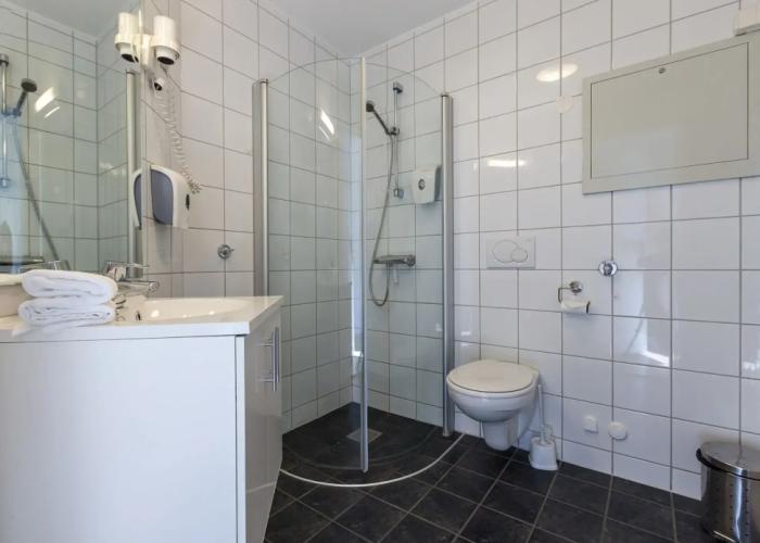 Enter City Apartment Hotel