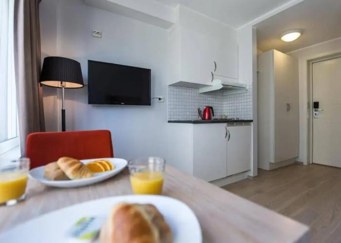 Enter City Apartment Hotel