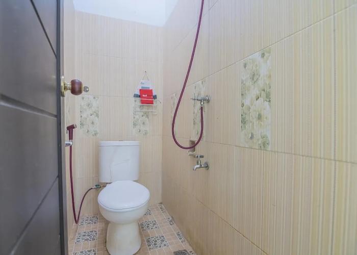 RedDoorz Syariah near Ramayana Mall Tarakan