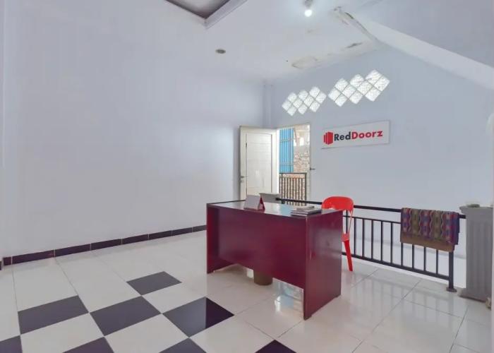 RedDoorz Syariah near Ramayana Mall Tarakan