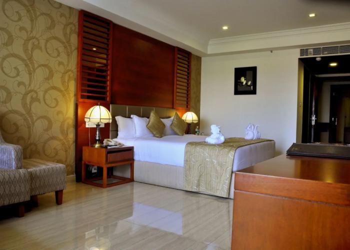 Lake Palace Hotel Trivandrum