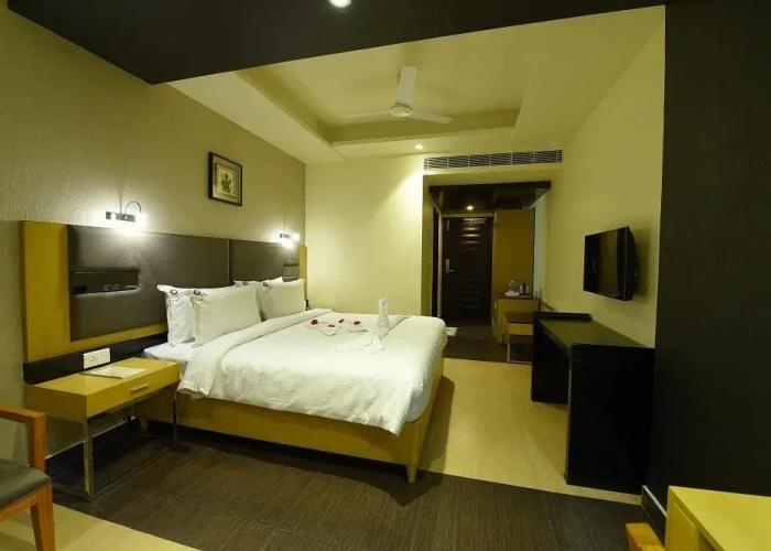 Mayas Kem Pride Hotel