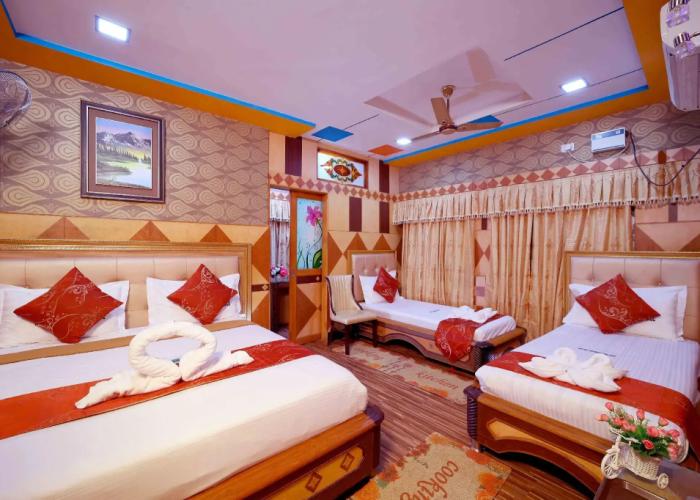 Hotel Shri Swarna's Palace