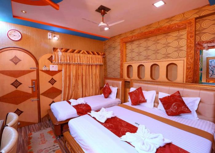 Hotel Shri Swarna's Palace