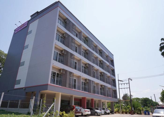 Chompu Nakarin Apartment