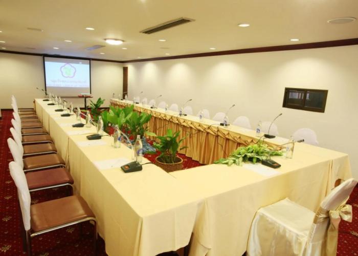 Thumrin Hotel