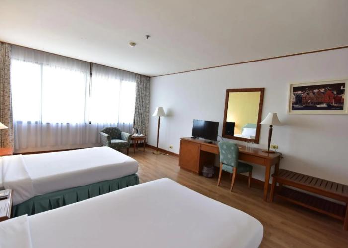 Thumrin Thana Hotel