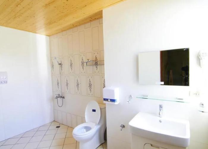 Locking Taitung B&B