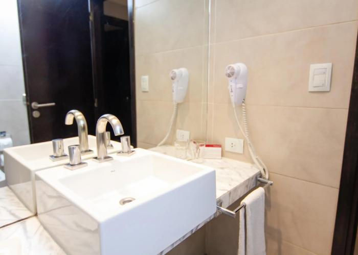 Amérian Tucuman Apart And Suites
