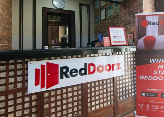 RedDoorz @ Isabelita Hotel Tuguegarao City
