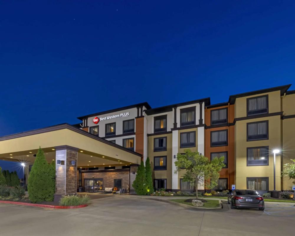 Best Western Plus Tupelo Inn & Suites