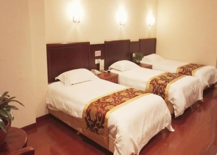 GreenTree Inn Taiyuan Guomao Business Hotel