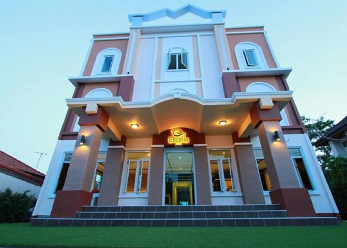 Excella Hotel
