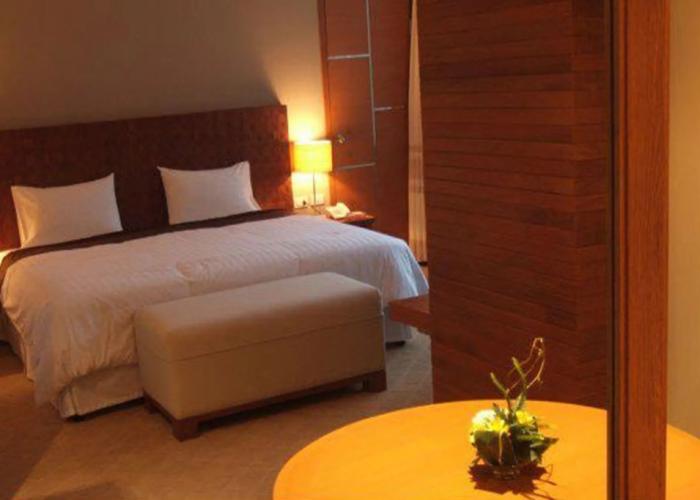 Sunee Grand Hotel