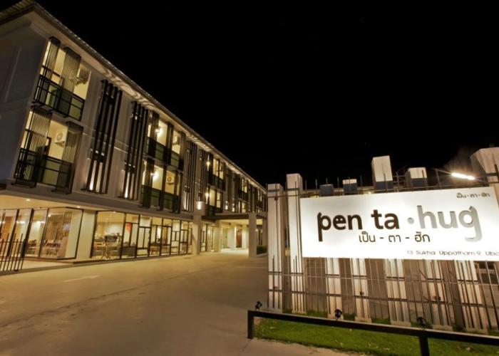 Pentahug Hotel