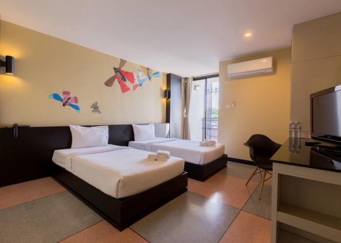 Pentahug Hotel