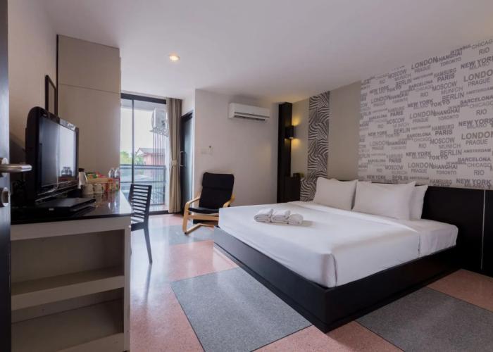 Pentahug Hotel