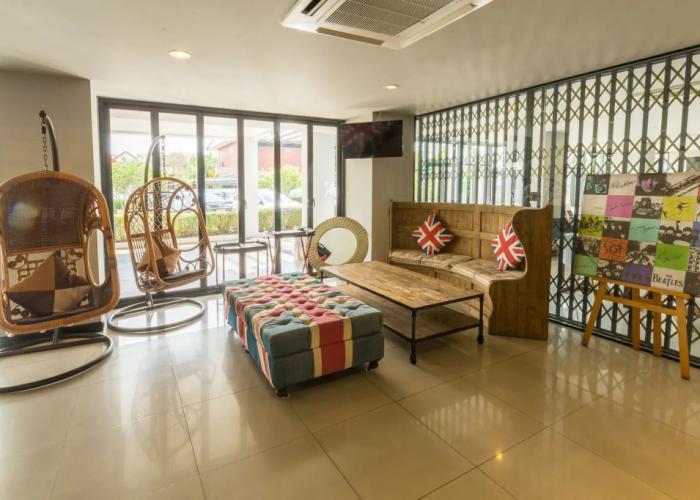 Pentahug Hotel
