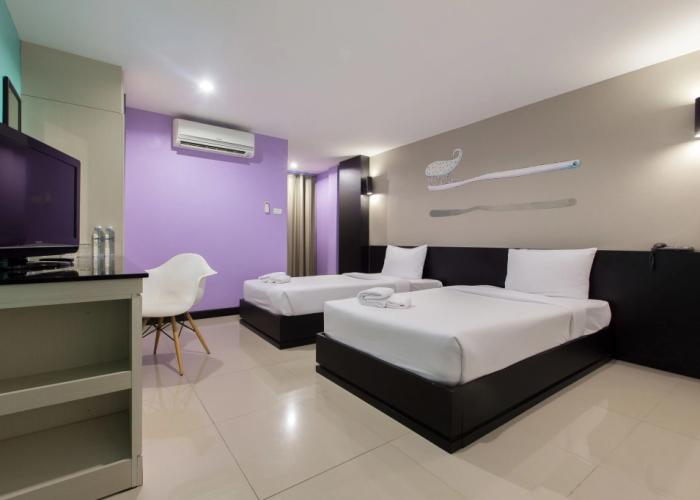 Pentahug Hotel