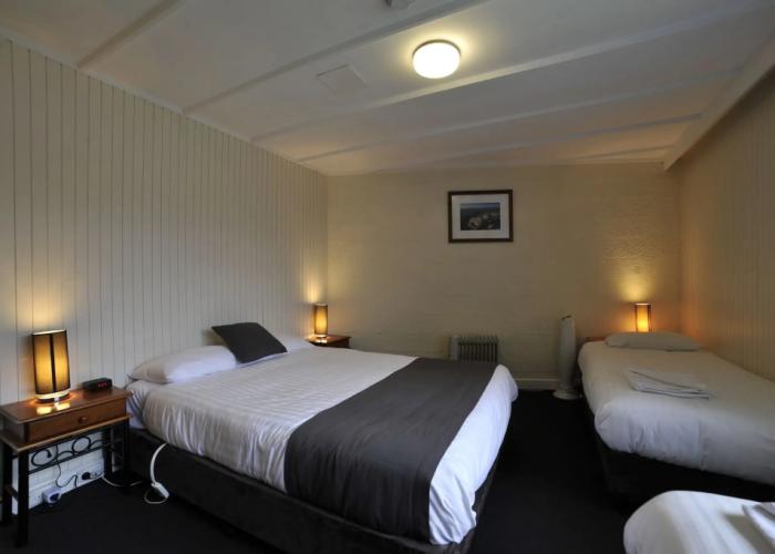 Silver Hills Motel