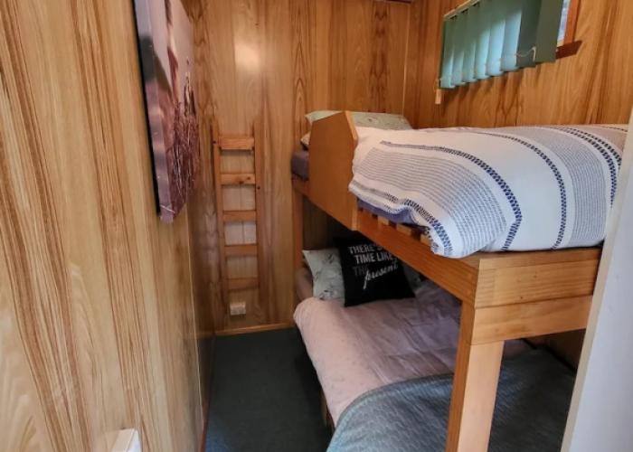 Queenstown Copper Country Cabins