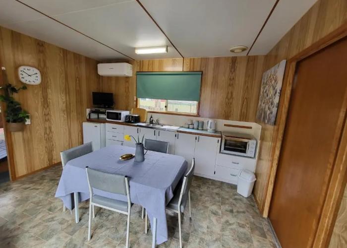 Queenstown Copper Country Cabins
