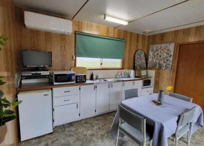Queenstown Copper Country Cabins