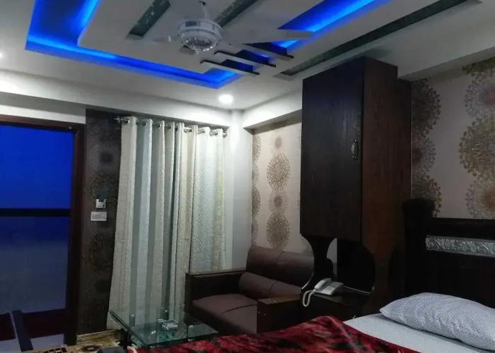 Metro Hotel