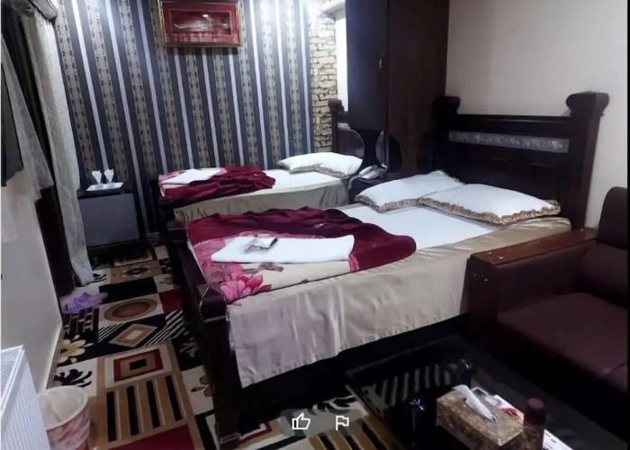 Metro Hotel