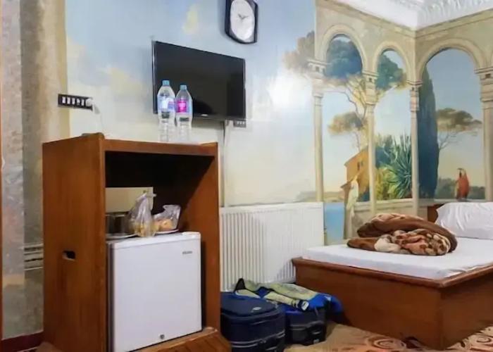 Hotel Qasr-e-Naz